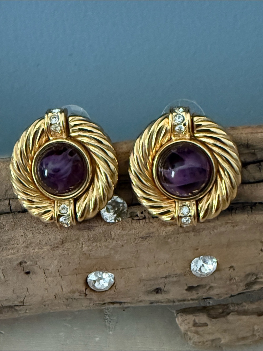 Givenchy Gold-plated Rope Circle Earrings with Purple Cabochons - Picture 2 of 5